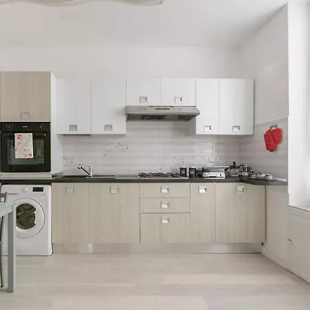 Centralissimo, Nel Cuore Della Citta * Sanremo
